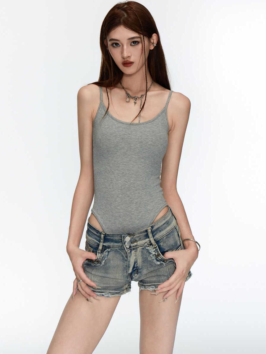 Women's Fitted Backless Camisole Top with Detachable Chest Pads