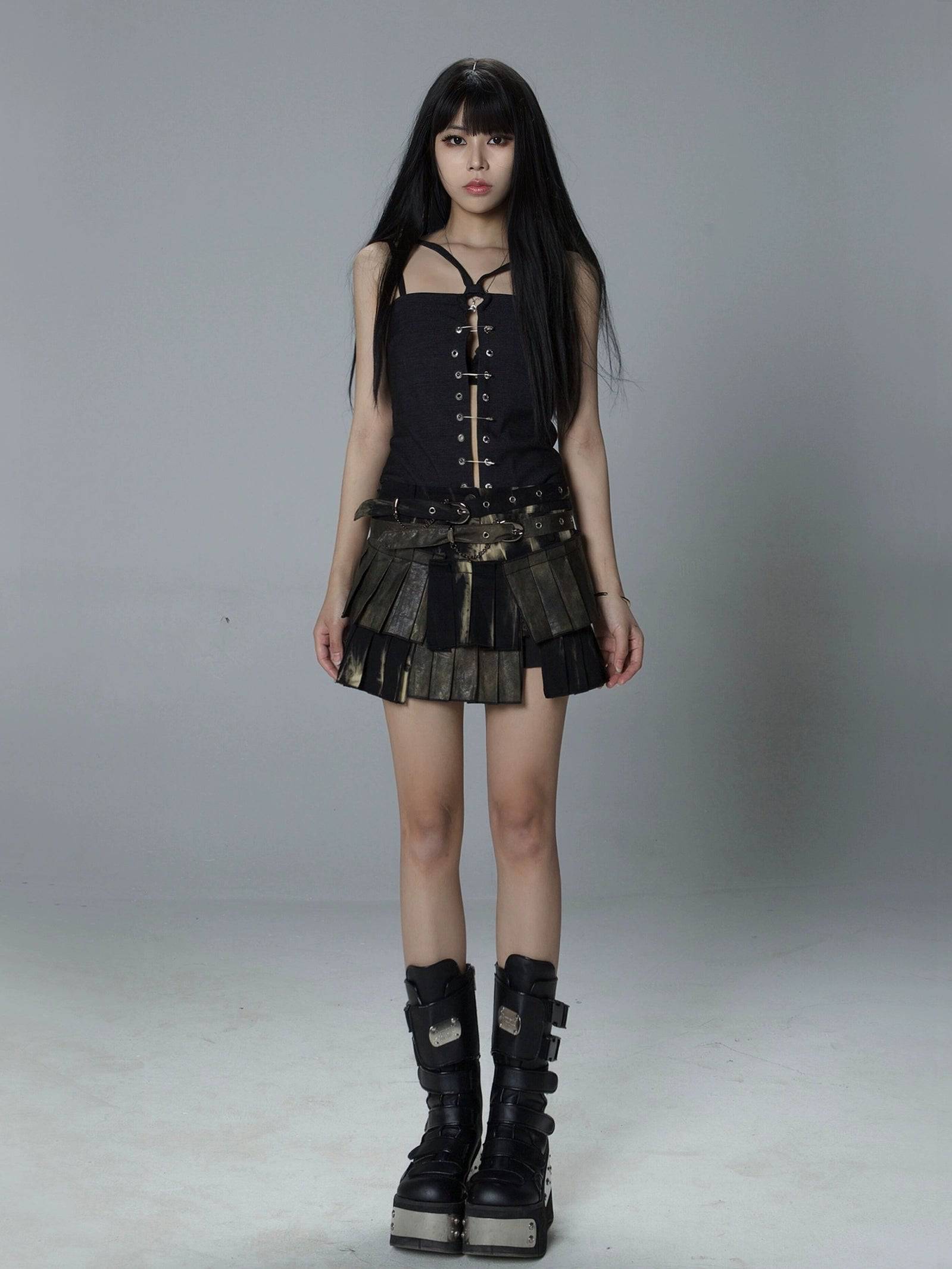 Women's Patch Pleated Skirt