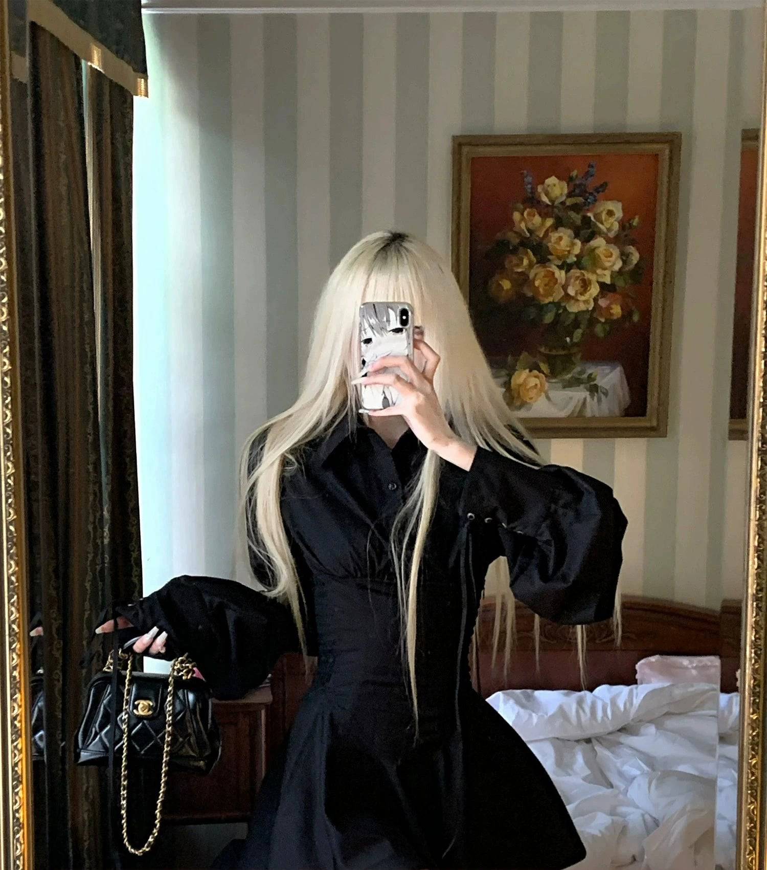 Women's Cinched Waist A-Line Long-Sleeved Dress