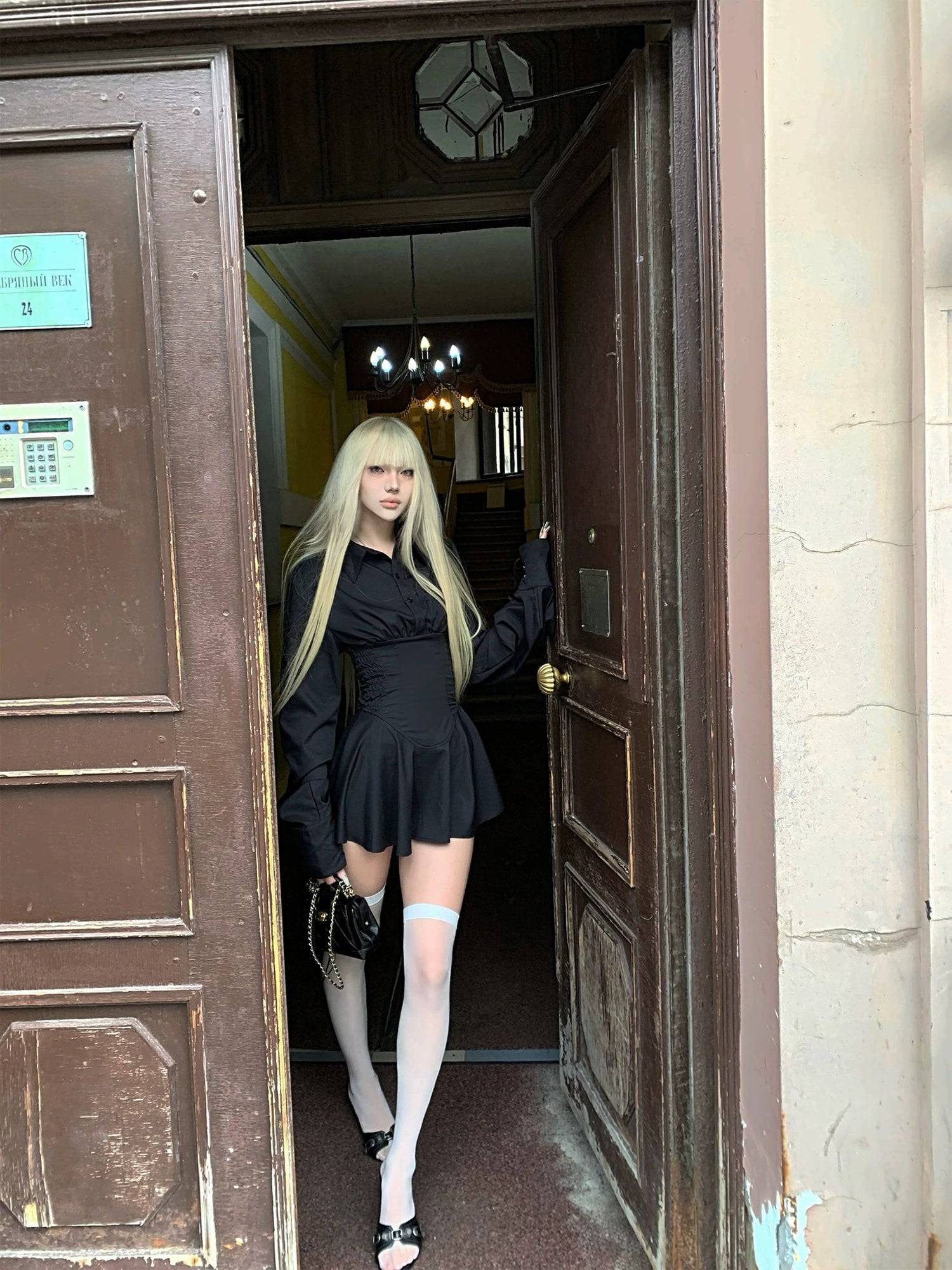 Women's Cinched Waist A-Line Long-Sleeved Dress